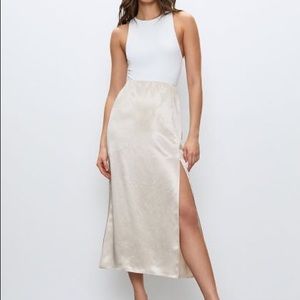 NWT Babaton Aldus slip skirt